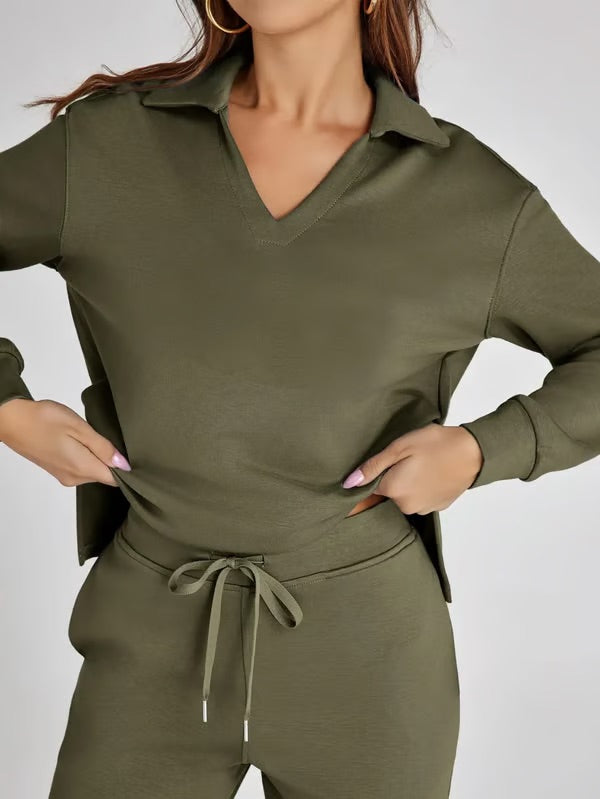 Aria – Women’s Two-Piece Set with V-Neck Sweatshirt & Wide-Leg Trousers